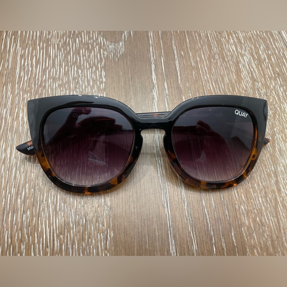 Quay Australia Noosa Tortoise Fade Authentic sunglasses NWOT Rare